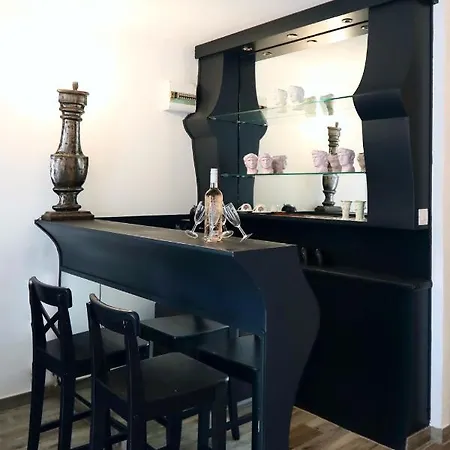 La Romana Luxe Et Serenite Au Coeur De Spacieuses Avec Jardin Enchanteur Lägenhetshotell