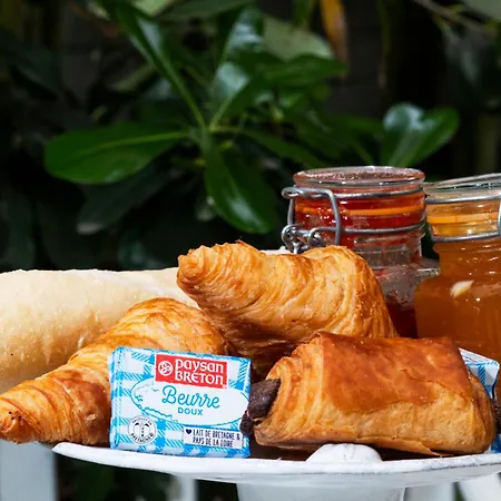 Апарт-готель La Romana Luxe Et Serenite Au Coeur De Spacieuses Avec Jardin Enchanteur Сен-Тропе