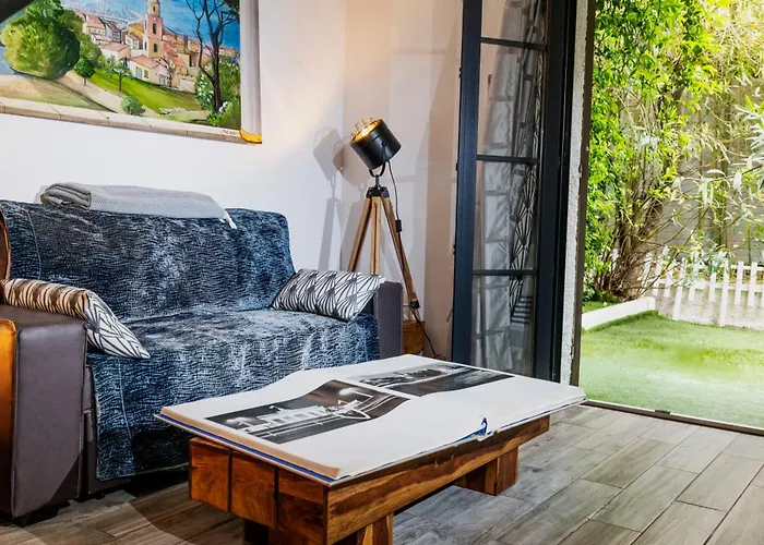 Ξενοδοχείο με διαμερίσματα La Romana Luxe Et Serenite Au Coeur De Spacieuses Avec Jardin Enchanteur 3*